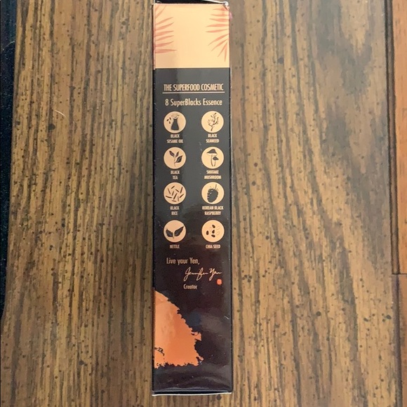 Yensa silk bronzing base - Picture 4 of 4